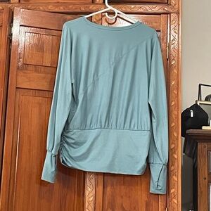 Tahari Sport Long Sleeve Blouse